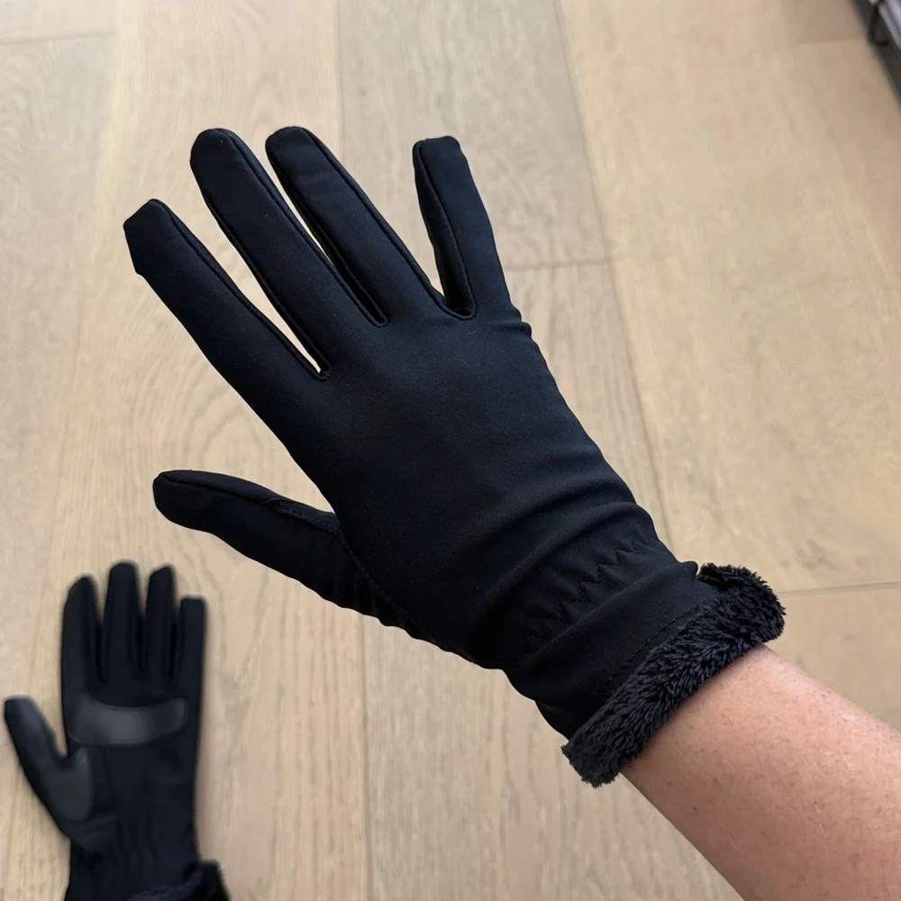 Isotoner Women’s Black Faux Fur Trim Gloves - Picture 6 of 8